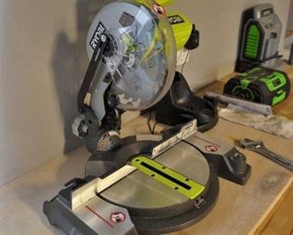 Ryobi 7 1/2" chop saw