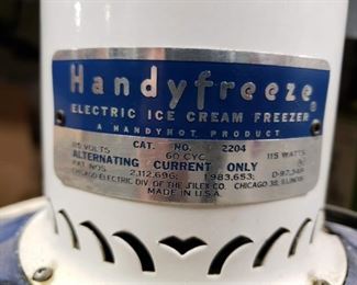 Vintage 1940's Handyfreeze #2204  electric ice cream freezer