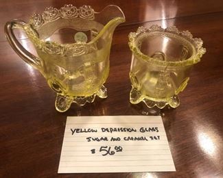 Antique yellow depression glass sugar & creamer 