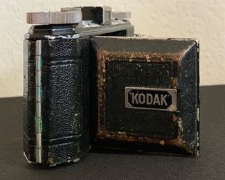 Kodak Retina 118 Vintage 35mm Camera Schneider 3.5 5cm		
