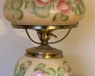 Hand Painted Gone With the Wind Lamp		
