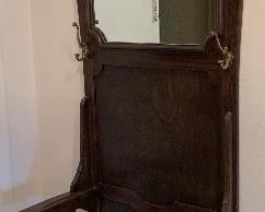 Hall Stand w/ Bench	87x26x17in	HxWxD
