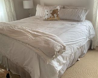 King sized bed, topper and bedding, barely used in guest bedroom, Serta Mattress $850