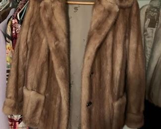 #27 small mink jacket button cuff medium brown  as is   $ 100.00