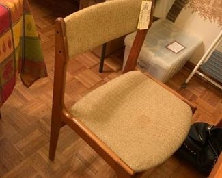 #42 mid century chair as is stain seat $ 75.00