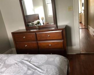 PA002 Chest of Draws $145, Comforter $20 .
We will not hold unless Paid for
Venmo @Rafael-Monzon-1
PayPal: Agesagoestatesales@gmail.com
Facebook Message Pay.
Square Invoicing Visa, MasterCard, Amex ...
if paid for we can hold it on L And Rd until a week after quarantine is lifted. Call Us 504-430-0909
No Deliveries