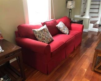 PA006 Sofa $125, End table $45, Coffee Table $95 .
We will not hold unless Paid for
Venmo @Rafael-Monzon-1
PayPal: Agesagoestatesales@gmail.com
Facebook Message Pay.
Square Invoicing Visa, MasterCard, Amex ...
if paid for we can hold it on L And Rd until a week after quarantine is lifted. Call Us 504-430-0909
No Deliveries