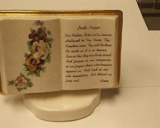 BR4162007 VINTAGE CERAMIC PEN  HOLDER WITH LORD'S PRAYER ON FRONT $10.00 BOX 75 	Pay online by Venmo: @Rafael-Monzon-1, PayPal Email: Agesagoestatesales@Gmail.com, or Square Call for info 504-430-0909
