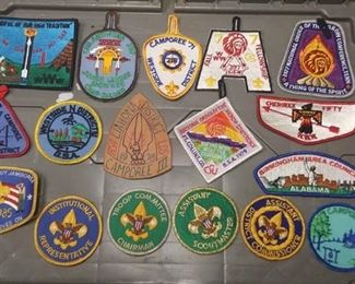 https://www.ebay.com/itm/124166165837	AB0278 LOT OF 17 VINTAGE BOY SCOUTS OF AMERICA PATCHS $40.00   MORE BOX 70 AB0278
