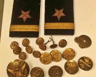 https://www.ebay.com/itm/114185492881 AB0212 VINTAGE MILITARY LOT OF PINS, BUTTONS, & SIDE BOARDS (MAJOR) Box 70 AB0212 $15