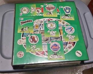 https://www.ebay.com/itm/124141872302 BOX052 KIDS COLLECTION BINDER OF BASEBALL CARDS. $15