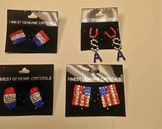 https://www.ebay.com/itm/114171627908 BOX074P LOT OF FOUR RED, WHITE, AND BLUE CRYSTAL POST EARRINGS $10
