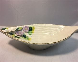 https://www.ebay.com/itm/124162084922 BR011: Vintage Ucagco Ceramics Japan Raised Flower Candy Dish $15
