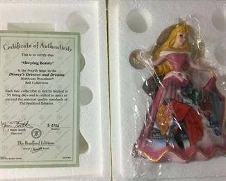 https://www.ebay.com/itm/114196270019 BR016: Disney "Sleeping Beauty" Bradford Exchange Editions Figurine 4th Issue $40