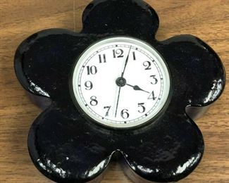 https://www.ebay.com/itm/124000654816 LAN715: Lighthouse Glass New Orleans Hand Cast Art Glass Clock Blue $15