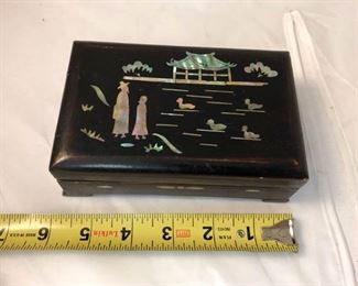 https://www.ebay.com/itm/124139425031 LAN9937: Mother of Pearl Inlayed Box Local Pickup $5