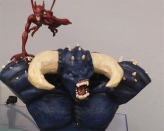 https://www.ebay.com/itm/124164011584 NN0016 Randy Queens DARKCHYLDE limited edition resin bust 633 of 1500 . note ( note box is in bad shape). $15