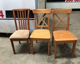 https://www.ebay.com/itm/124151298885 PA010: Wooden Chair 17"x17.5"x36" $15 Each
