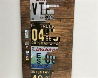 https://www.ebay.com/itm/124154810296 PA053: LA Car License Plates Tin Type Hanging Wall Art $40