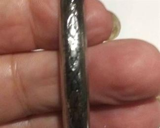 https://www.ebay.com/itm/114189673112 RX4152020 STERLING SILVER BRACELET WEIGHT 14.6 GRAMS REX BOX 1 RX4152020 $29