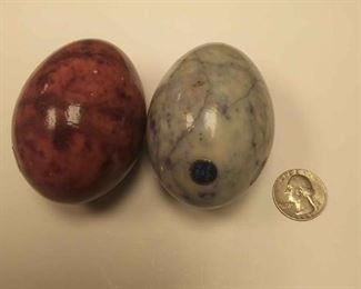 https://www.ebay.com/itm/114209781350 AB0341 PAIR OF VINTAGE ALABASTER STONE EGGS . MADE IN ITALY BOX 78 AB0341 $20