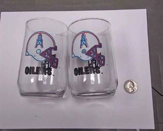 https://www.ebay.com/itm/114209781036 AB0340 PAIR OF VINTAGE HOUSTON OILERS NFL FOOTBALL GLASSES WITH LOGOS BOX 78 AB0340 $20