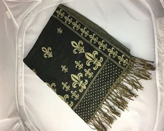 https://www.ebay.com/itm/124173544375 KB0137: Fleur Dis Lis Scarf 70" x 27" $8