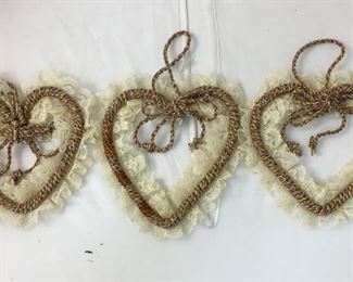 https://www.ebay.com/itm/114209662065 KB0138: 3 Vintage Lace Heart Ornaments $10