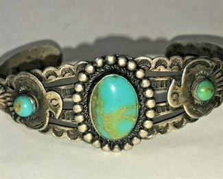 https://www.ebay.com/itm/114212610002 RX132: HANDMADE FRED HARVEY STERLING SILVER AND BLUE STONE BRACELET $400.00