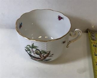 https://www.ebay.com/itm/114213982384	LAN9805: Herend Hungary Hand Painted Coffee Cup	 $50 
