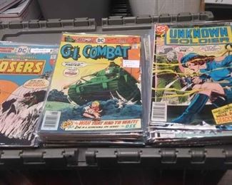 https://www.ebay.com/itm/124166179080	AB0297 VINTAGE BRONZE AGE DC COMIC BOOK LOT OF 53 BOOKS 24 - THE UNKNOWN SOLDIER 15 - G.I. COMBAT 14 - THE LOOSERS LOT OF 53 BOOKS  BOX 77 AB0297	 $115 
