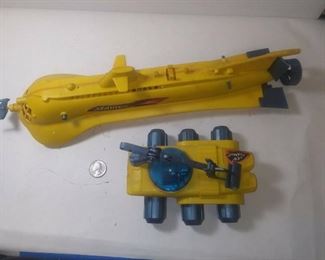 https://www.ebay.com/itm/114220342047	BU3062 VINTAGE 1960s TV VOYAGE TO THE BOTTOM OF THE SEA TOY SUBMARINE SEAVIEW & BOTTOM CRAWLER . MISSING SMALL PARTS CONDITION NOTE PICTURES ABBU BOX 10 BU3062	 Auction Starts 5/11/20 9 PM 
