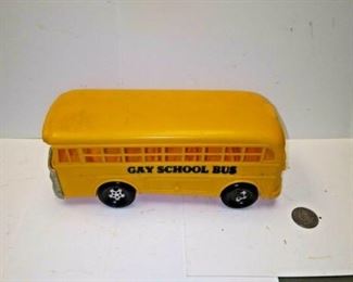 https://www.ebay.com/itm/114235311395	BU3031 VINTAGE 1960s PLASTIC TOY YELLOW SCHOOL BUS MARKED GAY SCHOOL BUS ON BOT	 $20.00 	Buy-It-Now
