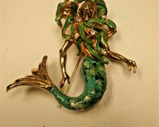 AB0363	https://www.ebay.com/itm/114235278908	AB0363 USED VINTAGE COSTUME JEWELRY MERMAID BROOCH MISSING TWO STONES NOTE 	 Auction 
