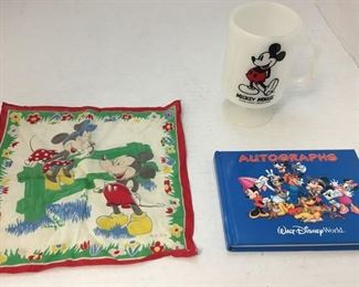https://www.ebay.com/itm/124201073974	KB0169: Disney bundle: mug, hanky, and book	 $25.00 
