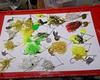 https://www.ebay.com/itm/124205237734	AB0393 USED LOT OF VINTAGE FRESH WATER SPINNER BAITS INCLUDING STRIKE KING, SNA	 Auction 
