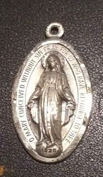 https://www.ebay.com/itm/114189645968	RX4152008 STERLING SILVER 925 CATHOLIC MARY MEDAL WEIGHT 8.5 GRAMS RX BOX 1 RX415208	 $19.00 	Firm
