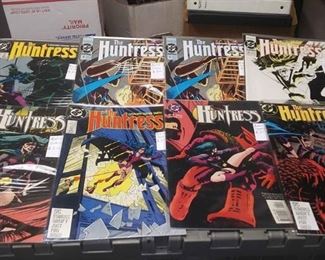 https://www.ebay.com/itm/124166290721	AB0300 VINTAGE DC COMICS BOOK LOT OF 68 HAWKMAN, JUDGE DREDD, RAGMAN HUNTRESS, FIRE STORM. BOX 77 AB0300	 $95 
