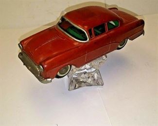 https://www.ebay.com/itm/124233214108	BU3090 USED VINTAGE 1960s TIN FRICTION RED OPEL OLYMPIA REKORD TOY CAR PRESSED 	 $20.00 
