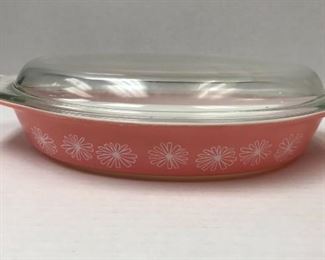 https://www.ebay.com/itm/114280508907	RM0003: Vintage 1 1/2 Quart Pyrex Dish with Lid Oval Pink and White Daisies	 $30.00 
