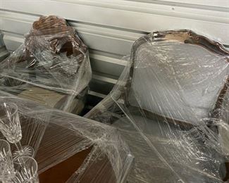 Six beautiful chairs to go with table