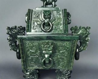 Chinese carved spinach jade censer w/ cover