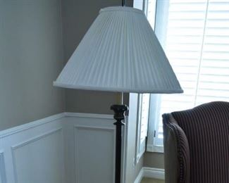 Decorative floor lamp 