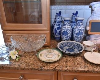 Crystal, blue/white decor