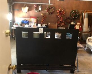Queen size headboard with wood side rails and frame $125.