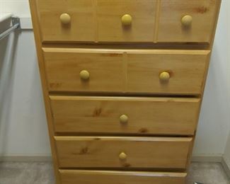 $40  Pine dresser