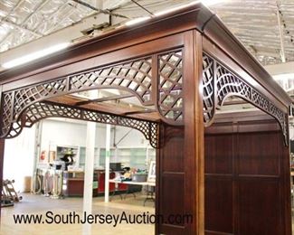  SOLID Mahogany Panel Full Canopy Queen Bed with Decorative Fretwork Sides

Auction Estimate $100-$200 – Located Inside 