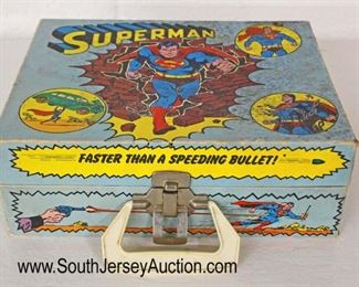 VINTAGE Superman Traveling Phonograph

Auction Estimate $50-$100 – Located Glassware 