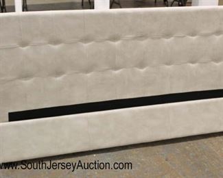  NEW King Size Leather-Like Button Tufted Bed

Auction Estimate $100-$300 – Located Inside 