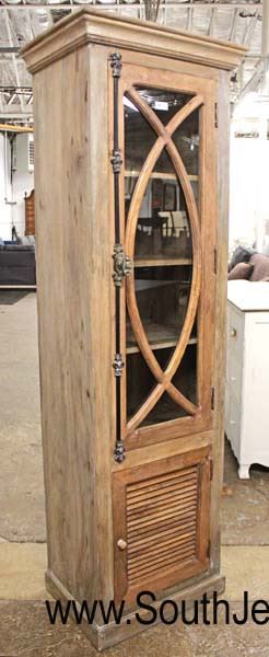  Great Size – Great Look for Hall Way, Kitchen, Dining Room, Bathroom

Reclaim Wood Style 2 Door Bookcase with Restoration Hardware

Auction Estimate $200-$400 – Located Inside 